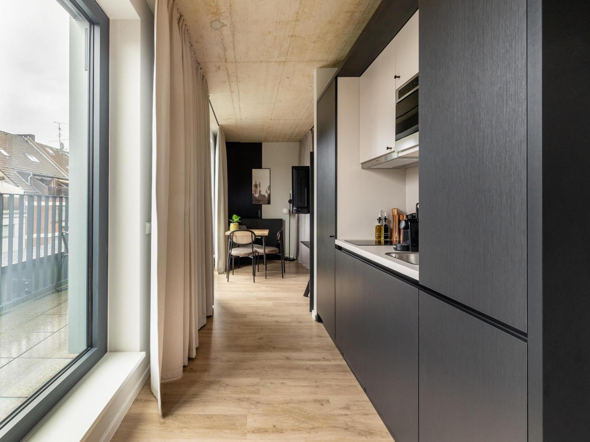 Limehome Duesseldorf Stresemannstrasse - Digital Access Szoba fotó