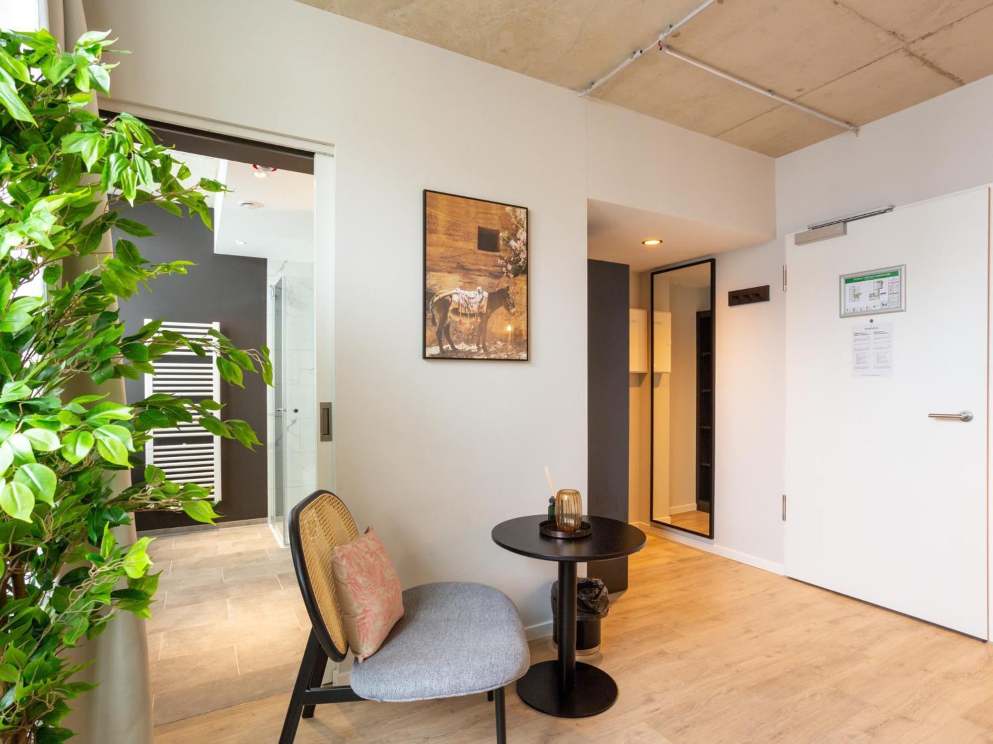 Limehome Duesseldorf Stresemannstrasse - Digital Access Szoba fotó